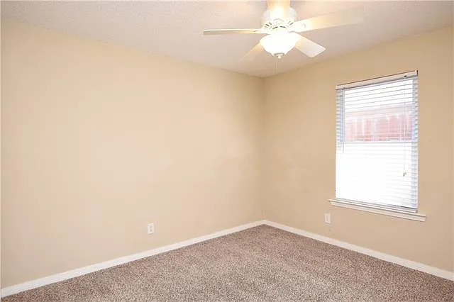 1618 Shylock Dr — Photo 15