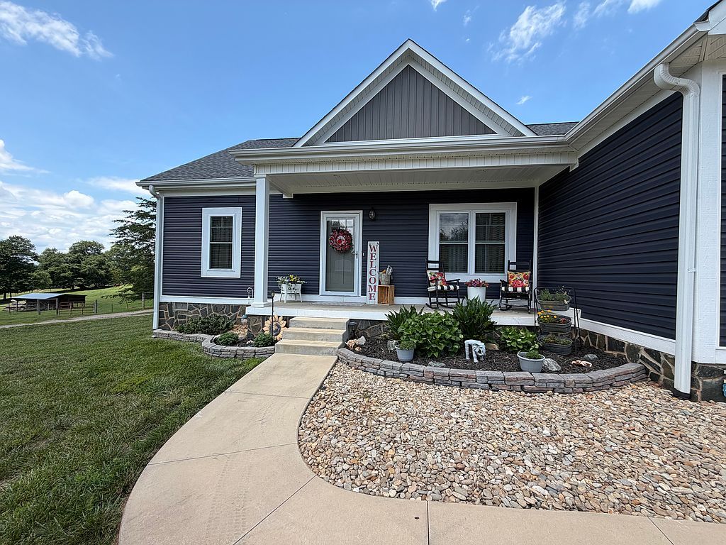 1350 Sam Hefner Rd - Property Image