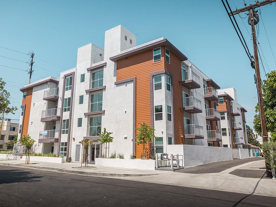 The Centennial 10555 Bloomfield St Toluca Lake, CA Zillow