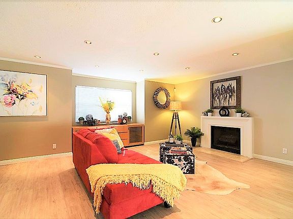 4th image of 130 Monterey Rd Unit 205