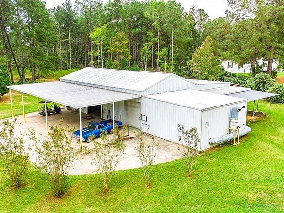 2nd image of 2657 Pine Log Rd