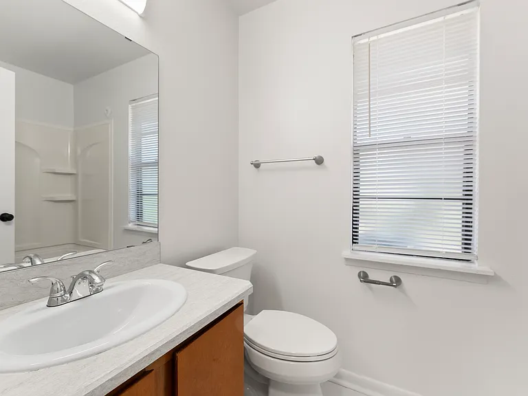 Briarwood Apartments — Photo 10