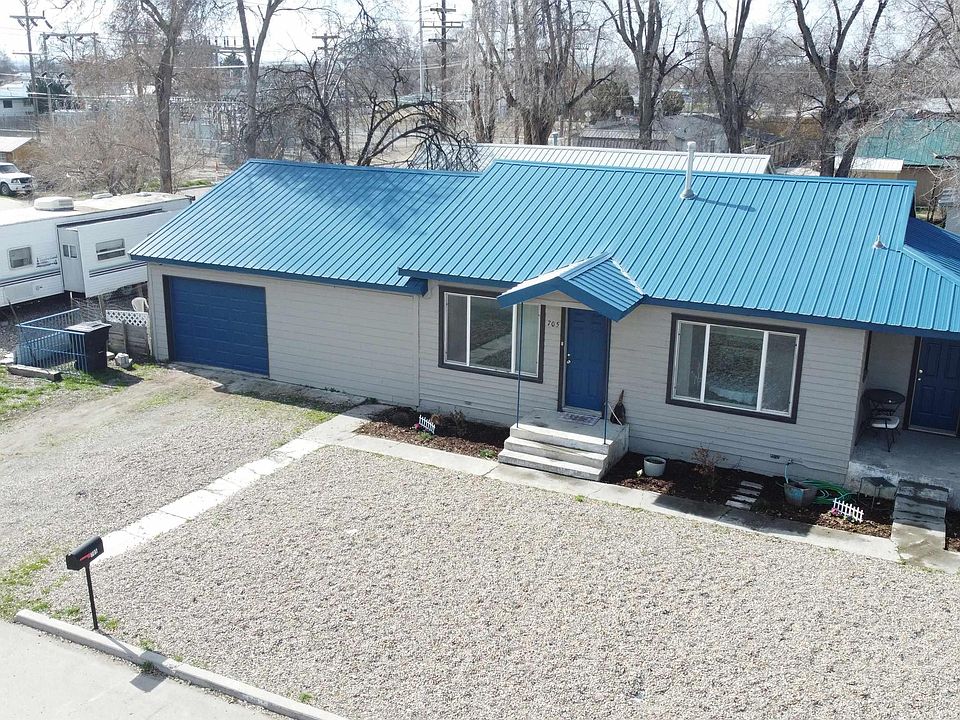 1st image of 705 N 2nd St