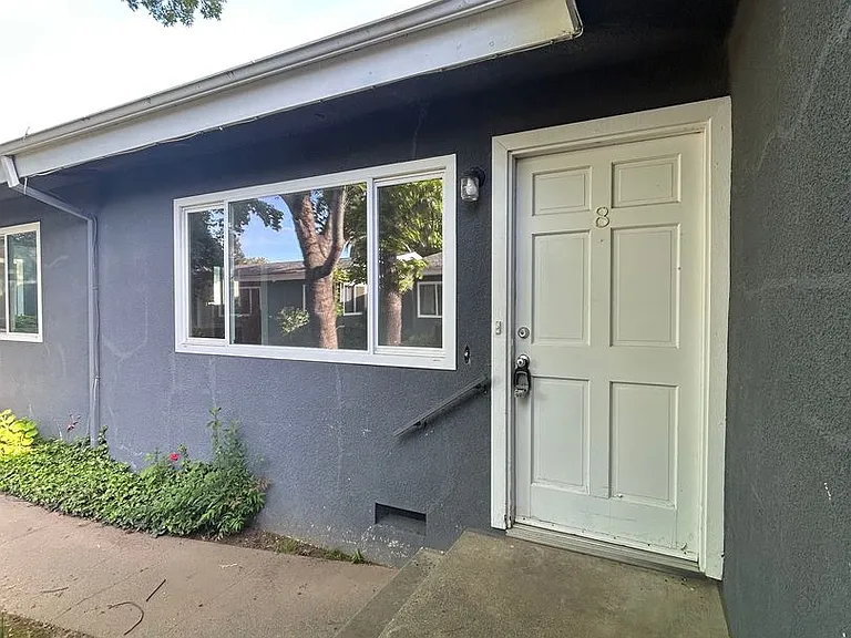54 Grand Avenue — Photo 4