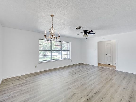 5th image of 2309 Terrell Rd