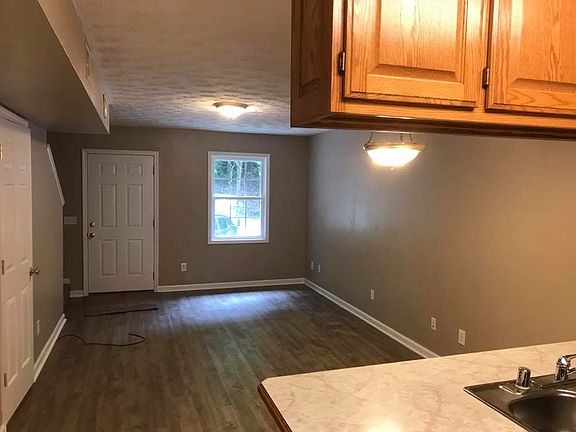 3rd image of 315 Haywood Ln #A