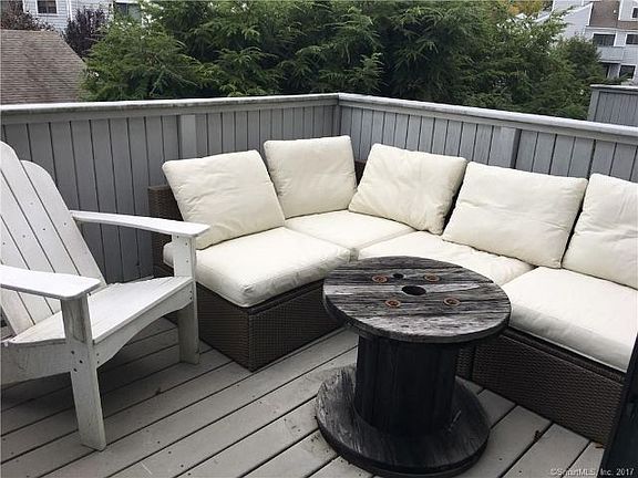 4th image of 108 Rowayton Woods Dr #108