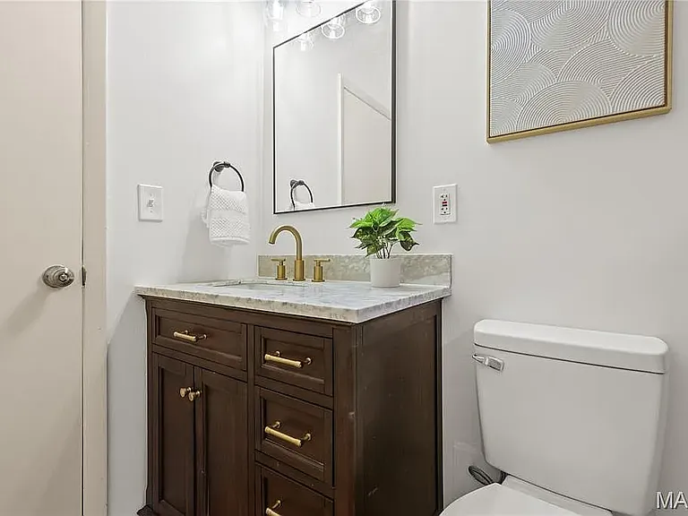 5223 Schollmeyer Ave — Photo 11