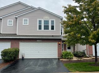 21556 Eich Dr, Crest Hill, IL 60403