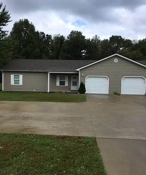 431 Logston Ln #1 — Photo 1