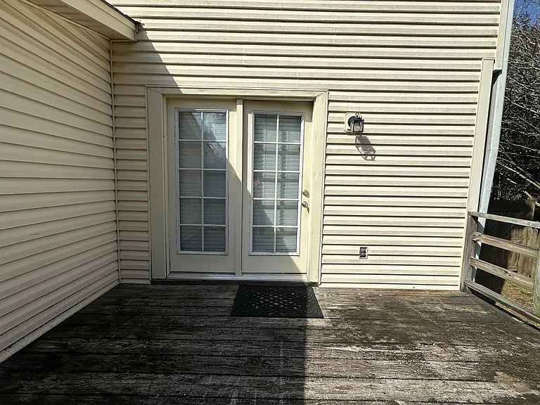 2448 Riverlook Dr — Photo 24
