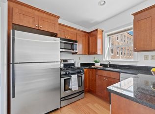 126 Jersey St APT 302, Boston, MA 02215