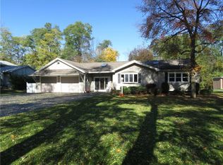 2766 Ridgeway Ave, Rochester, NY 14626