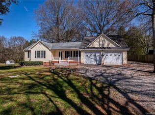 548 Shiloh Rd S, York, SC 29745