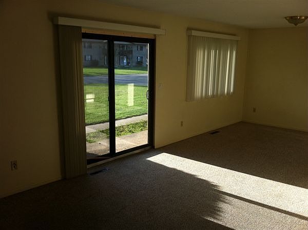 Living Room / Dining Room