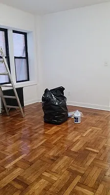 Rented by Lang Realty LLC | media 10