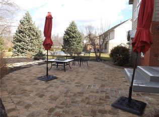 1524 Thames Dr, Greenwood, IN