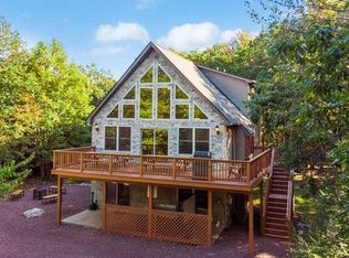 68 Skye Dr, Lake Harmony, PA