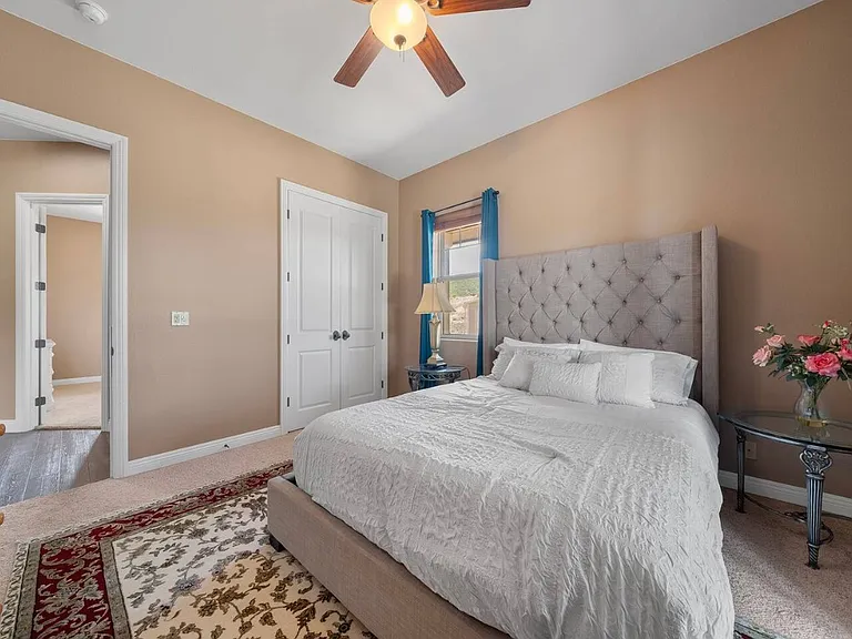 18087 Newview Dr — Photo 9