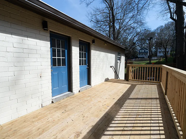 Eastside Crossing Apartments — Photo 46