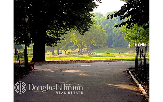 Rented by Douglas Elliman | media 55