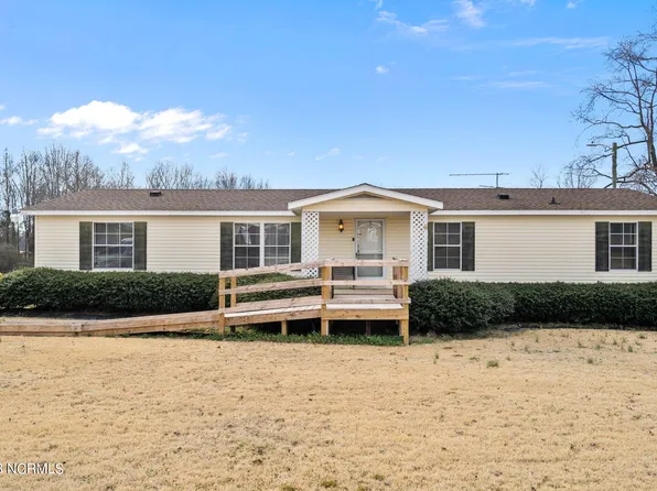 8465 Healthy Plains Church Road, Sims, NC 27880