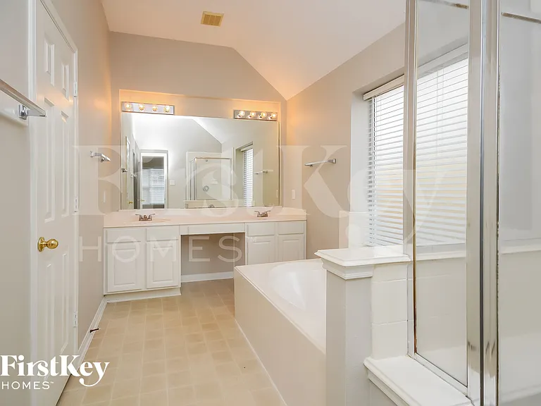 11507 Chippewa Ridge Ct — Photo 11