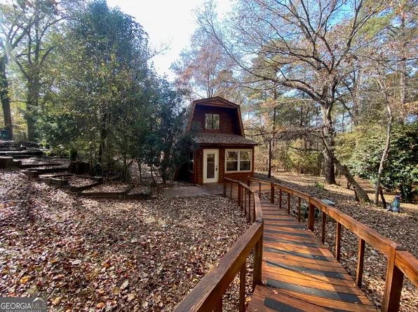 231 W Seminole Dr, Byron, GA 31008