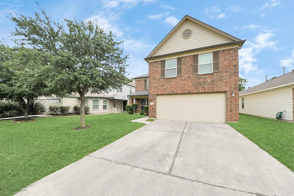 Building Photo - 15623 Sheldon Ridge Way