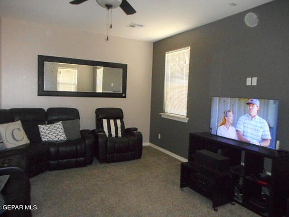 5th image of 105 N Manzanita Dr