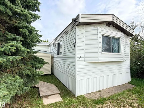 9501 104th Ave #18, Westlock, AB T7P 1M7