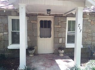 717 Tripp St, Williamston, SC 29697