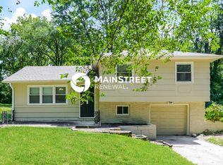 8005 Tennessee Ave, Raytown, MO 64138