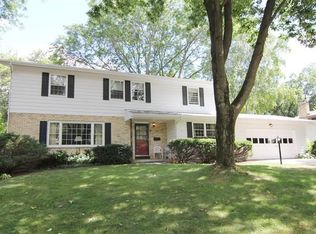 141 Nautilus Dr, Madison, WI 53705