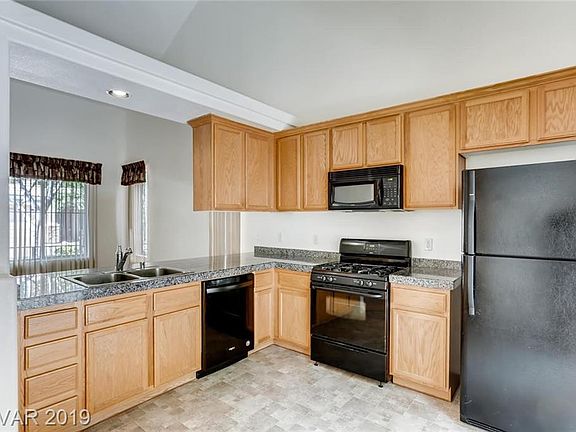 2nd image of 7544 Alexander Hills St