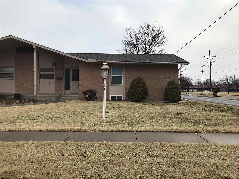 1st image of 114 Plaza Ave