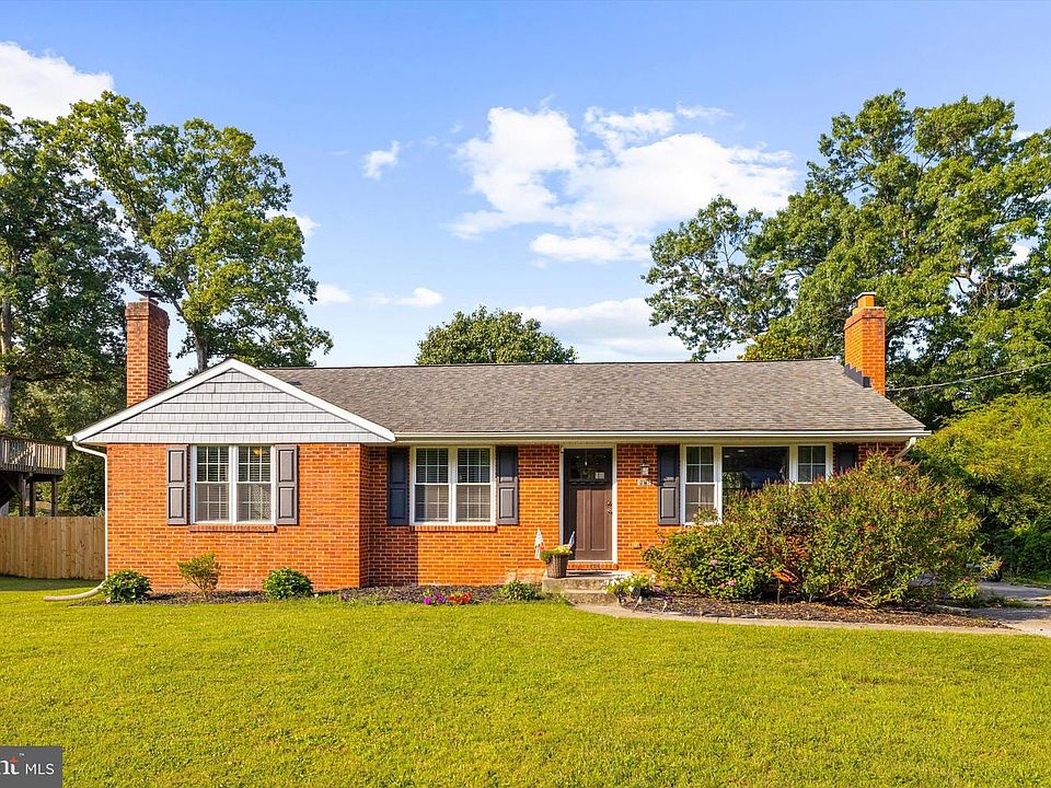 1st image of 8028 Woodholme Cir