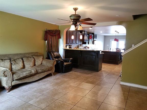 2nd image of 1752 Aransas Pass Dr