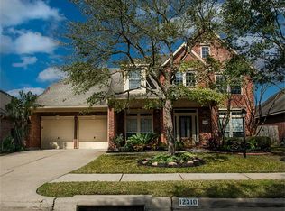 12310 S Shadow Cove Dr, Houston, TX 77082