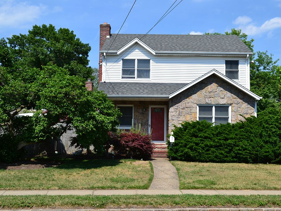 1st image of 7 Garden Ave