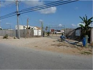 2nd image of 9415 Teichman Rd