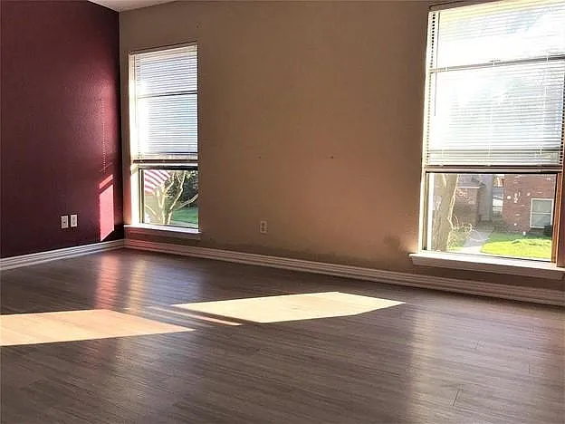 1531 Barbara Dr — Photo 5