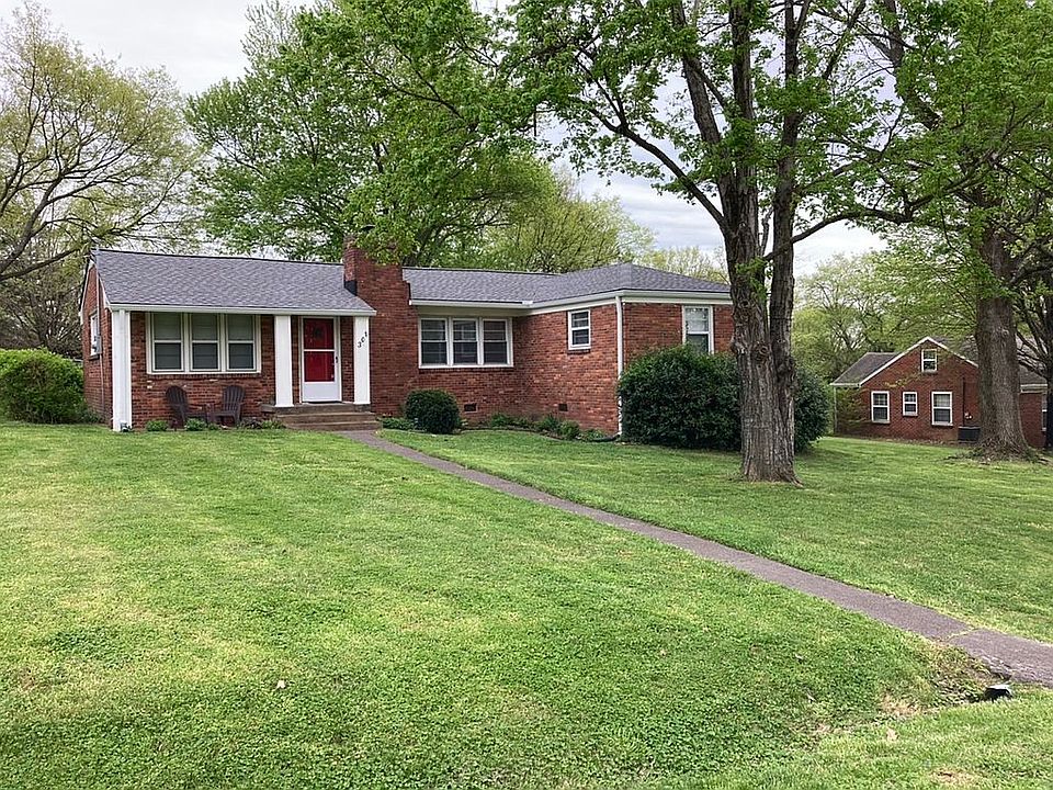 1st image of 301 Woodberry Dr