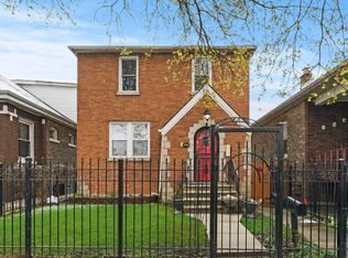 5835 S Mozart St, Chicago, IL 60629