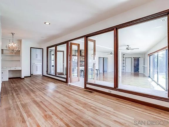 4th image of 5671 Churchward St