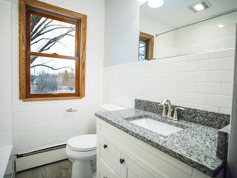 2473 Lake Ave #2 — Photo 12