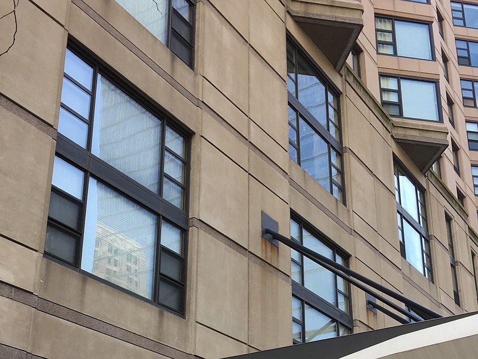 1st image of 401 E Ontario St APT 2804
