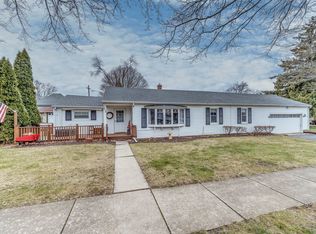 226 Oak St, Frankfort, IL