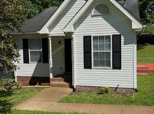 108 Oak Ave, Dickson, TN 37055