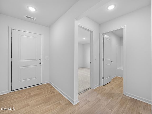 4th image of 537 Belfort Lane SW #82